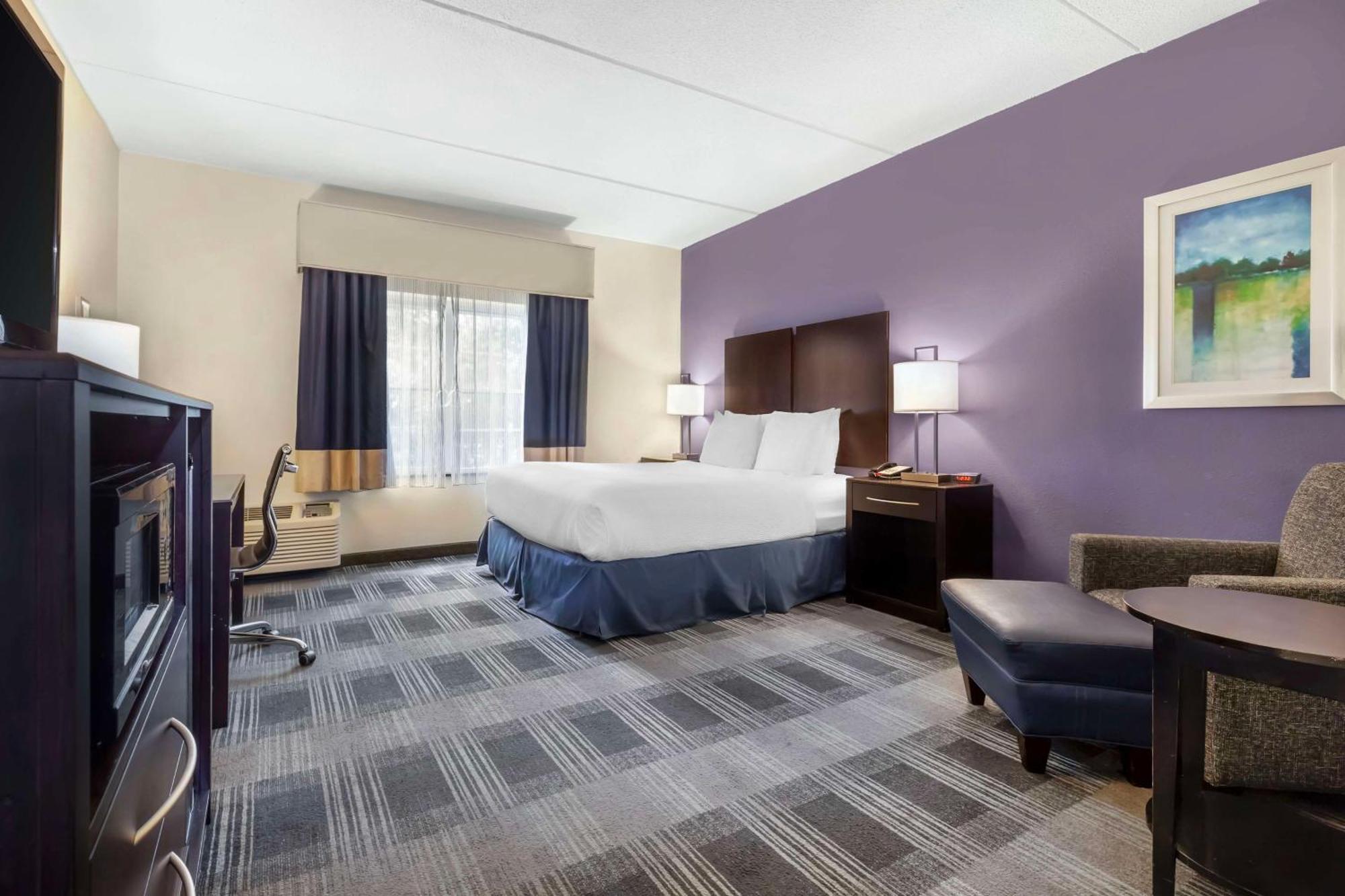 Best Western Hartford Hotel And Suites Exterior foto